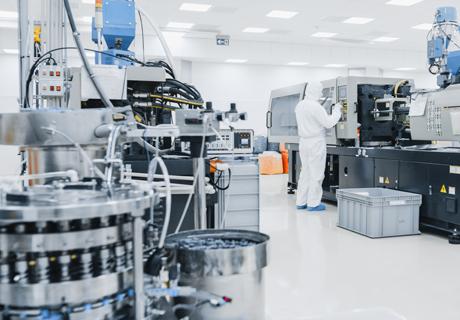 الاختبارات والمختبرات